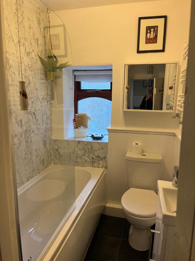 Wicket Green Cottage Хейфілд Екстер'єр фото
